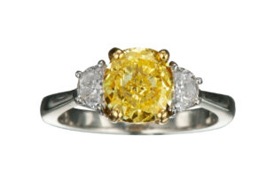 Yellow and colorless Diamond ring