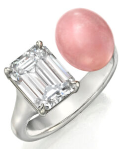 Ring in platinum with a natural conch Pearl and a 2.69 ct. emerald-cut Diamond, Assael